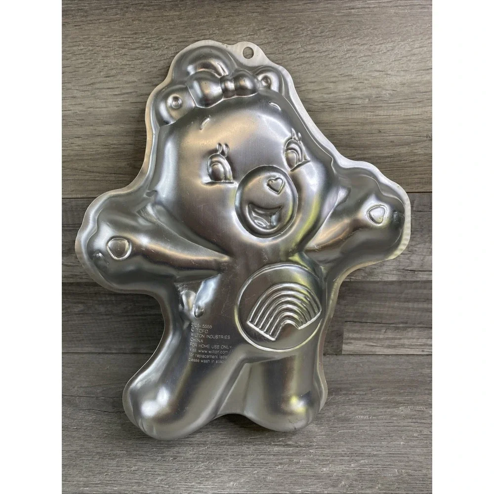 Wilton Care Bears Cheer Bear Aluminum Cake Pan Mold 2105-5555 Vintage 04 Silver‎